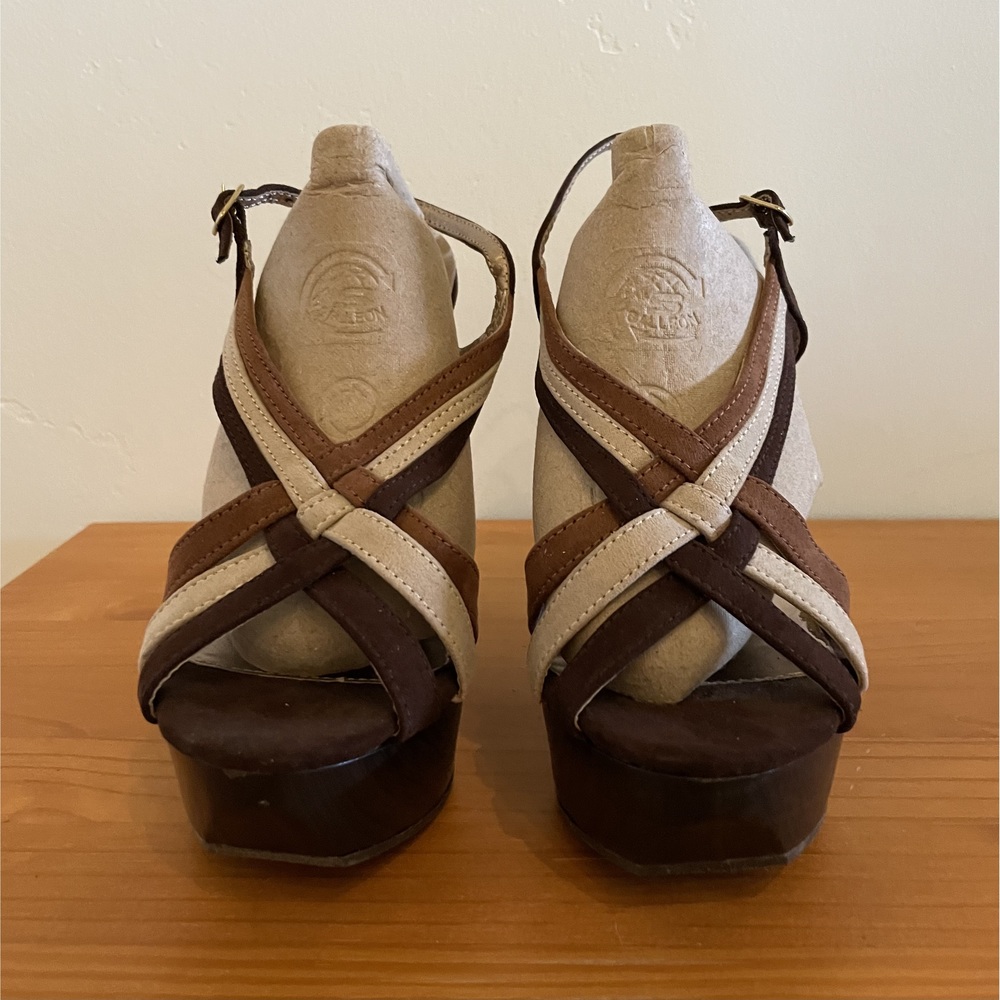 Deb Heels, brown, tan, cream.  Size 8